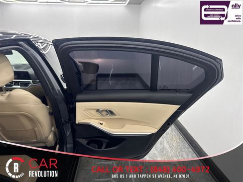 Used 2020 BMW 330i xDrive Sedan w/ Driving Assistance Package image 47