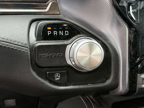 Used 2021 RAM 1500 Limited w/ Night Edition RWD image 19