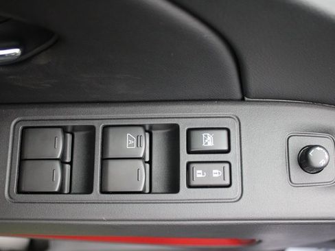 New 2025 Nissan Frontier PRO-4X image 8