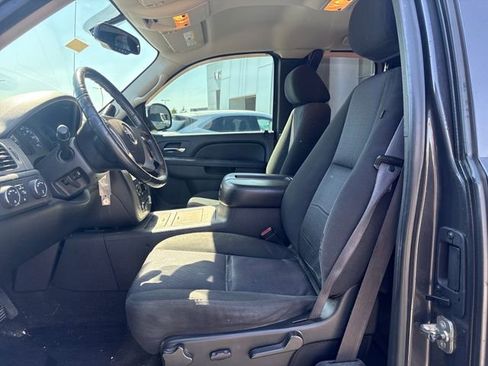Used 2011 GMC Sierra 1500 SLE w/ All-Terrain Package AWD/4WD image 10