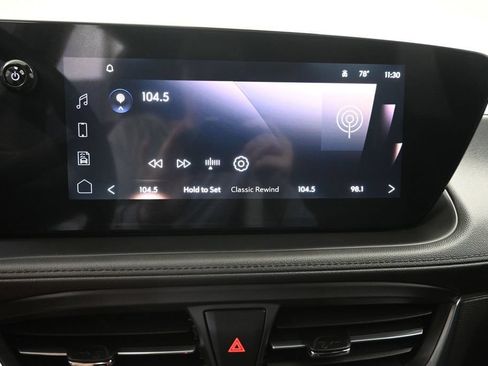 Used 2025 Buick Encore GX Sport Touring FWD image 13
