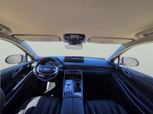 Used 2024 Genesis GV80 2.5T image 32