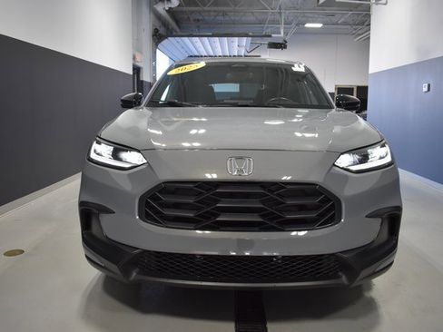 Used 2025 Honda HR-V Sport image 6