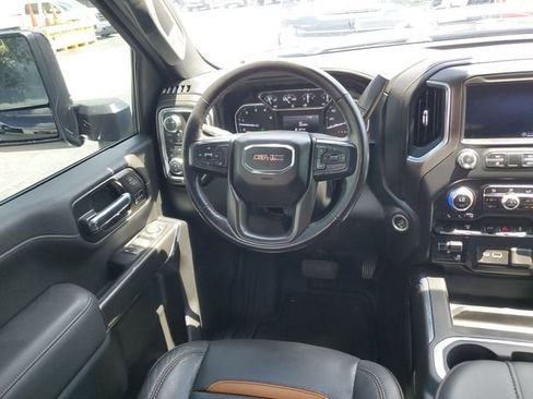 Used 2022 GMC Sierra 2500 AT4 AWD/4WD image 13