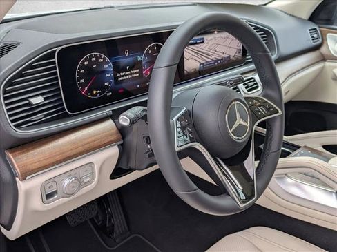 New 2026 Mercedes-Benz GLE 450 4MATIC image 3