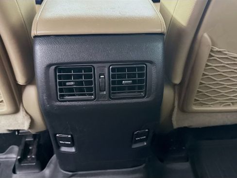 Used 2015 Toyota 4Runner Limited AWD/4WD image 25
