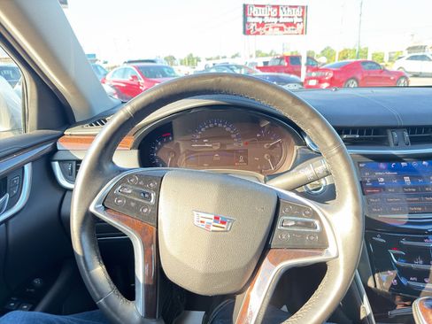 Used 2016 Cadillac XTS Luxury w/ Driver Awareness Package FWD image 33