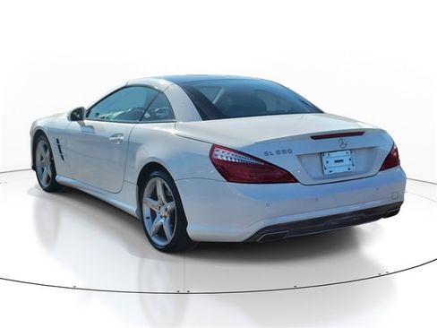 Used 2014 Mercedes-Benz SL 550 image 3