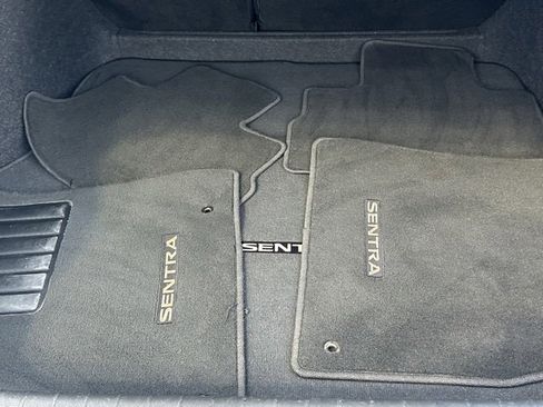 Certified 2022 Nissan Sentra SR image 17