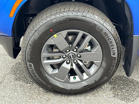 New 2026 Nissan Frontier SV image 25