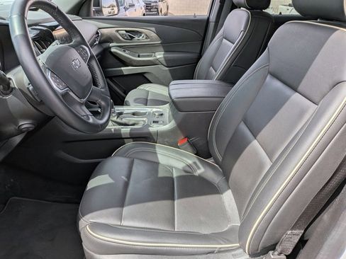 Certified 2023 Chevrolet Traverse Premier w/ Redline Edition image 14