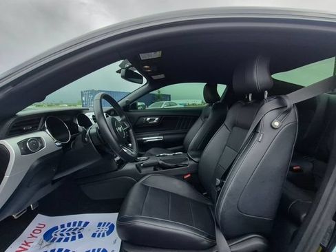 Used 2016 Ford Mustang GT Premium w/ Equipment Group 401A RWD image 9