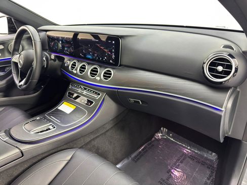 Used 2022 Mercedes-Benz E 350 Sedan w/ AMG Line Exterior image 15
