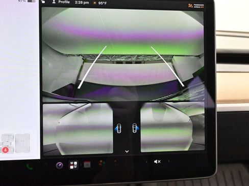 Used 2021 Tesla Model 3 Standard Range Plus RWD image 23