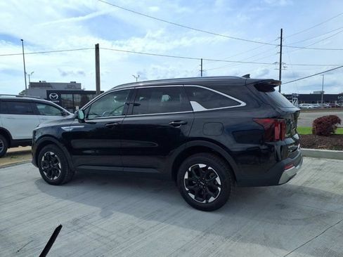 Used 2024 Kia Sorento S AWD/4WD image 21