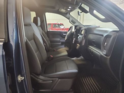 Used 2019 Chevrolet Silverado 1500 Custom Trail Boss w/ Custom Convenience Package AWD/4WD image 19