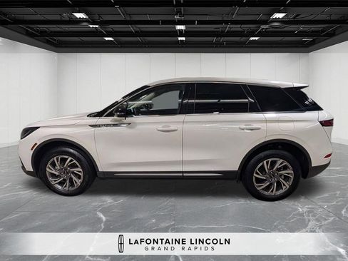 Certified 2024 Lincoln Corsair FWD w/ Equipment Group 101A image 35
