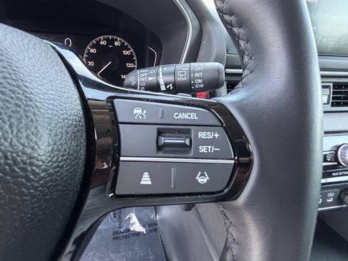 Certified 2025 Honda Pilot EX-L image 27