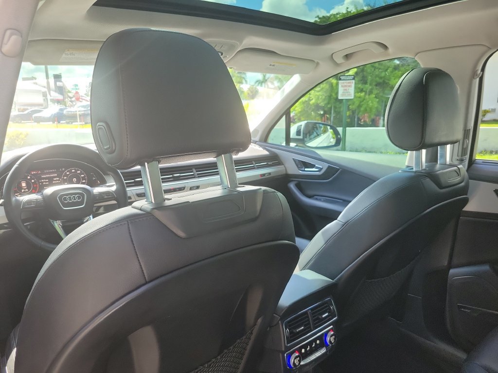 Used 2019 Audi Q7 2.0T Premium Plus w/ Premium Plus Package AWD/4WD image 16
