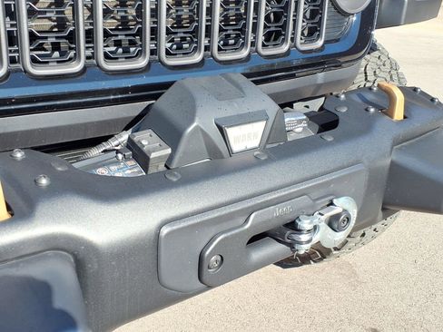 Used 2024 Jeep Wrangler Rubicon 392 image 11