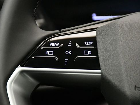 Used 2025 Audi Q5 Premium Plus w/ Premium Plus image 22