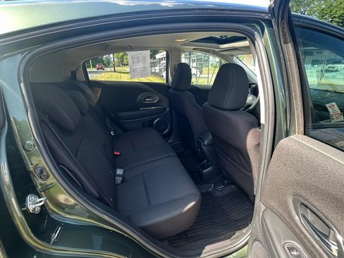 Used 2017 Honda HR-V EX image 25