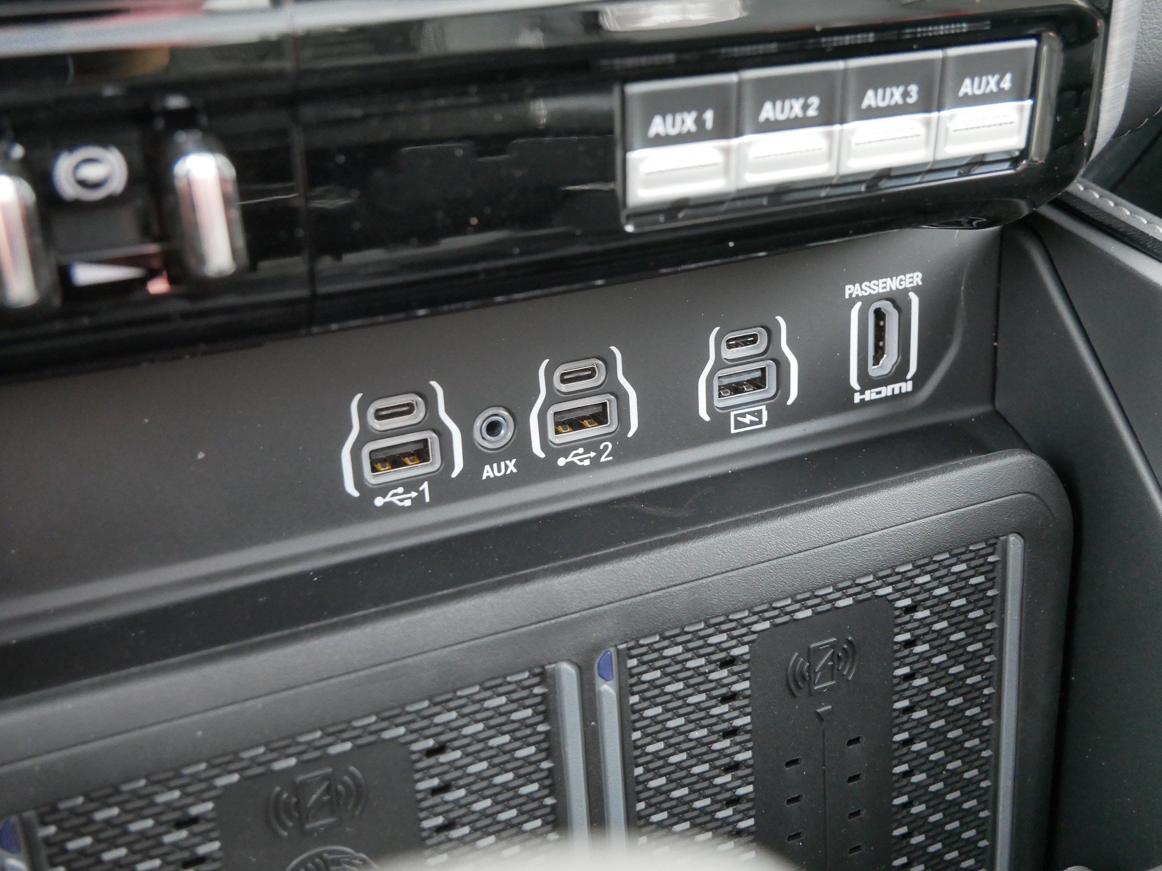 New 2026 RAM 1500 RHO w/ RHO Level 1 Equipment Group AWD/4WD image 12