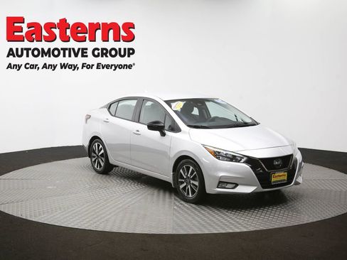 Used 2020 Nissan Versa SR w/ Convenience Package image 48