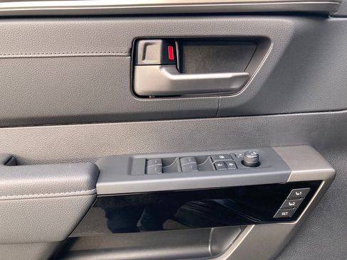 New 2026 Toyota Tundra Limited AWD/4WD image 12
