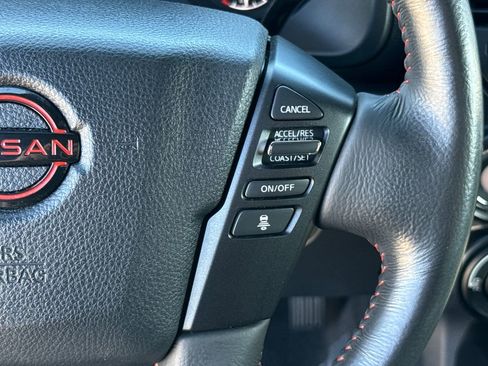 Used 2024 Nissan Titan PRO-4X image 17