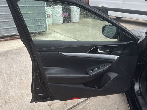 Used 2017 Nissan Maxima 3.5 SV w/ Dynamic Package image 12