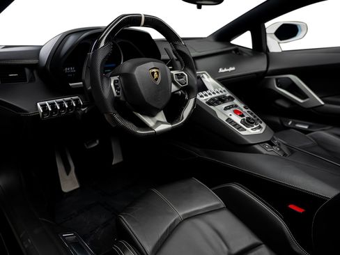 Used 2014 Lamborghini Aventador LP 700-4 AWD/4WD image 32