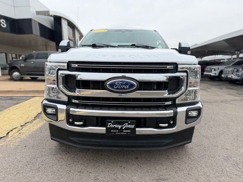 Used 2022 Ford F250 XLT w/ XLT Premium Package AWD/4WD image 2
