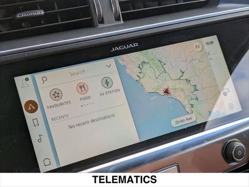 New 2024 Jaguar I-PACE R-Dynamic HSE image 9