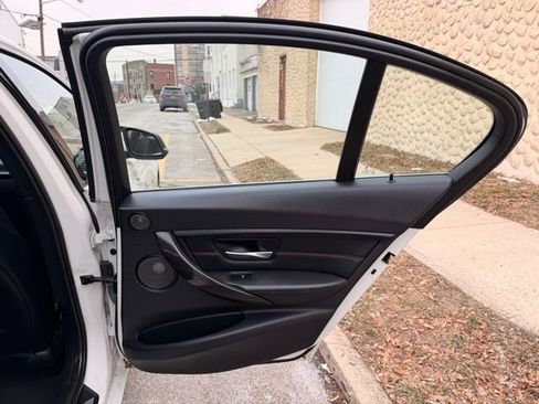 Used 2015 BMW 335i xDrive 335i xDrive image 25