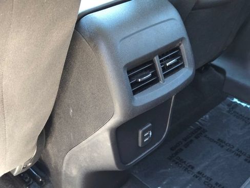 Used 2024 Chevrolet Equinox LT AWD/4WD image 10