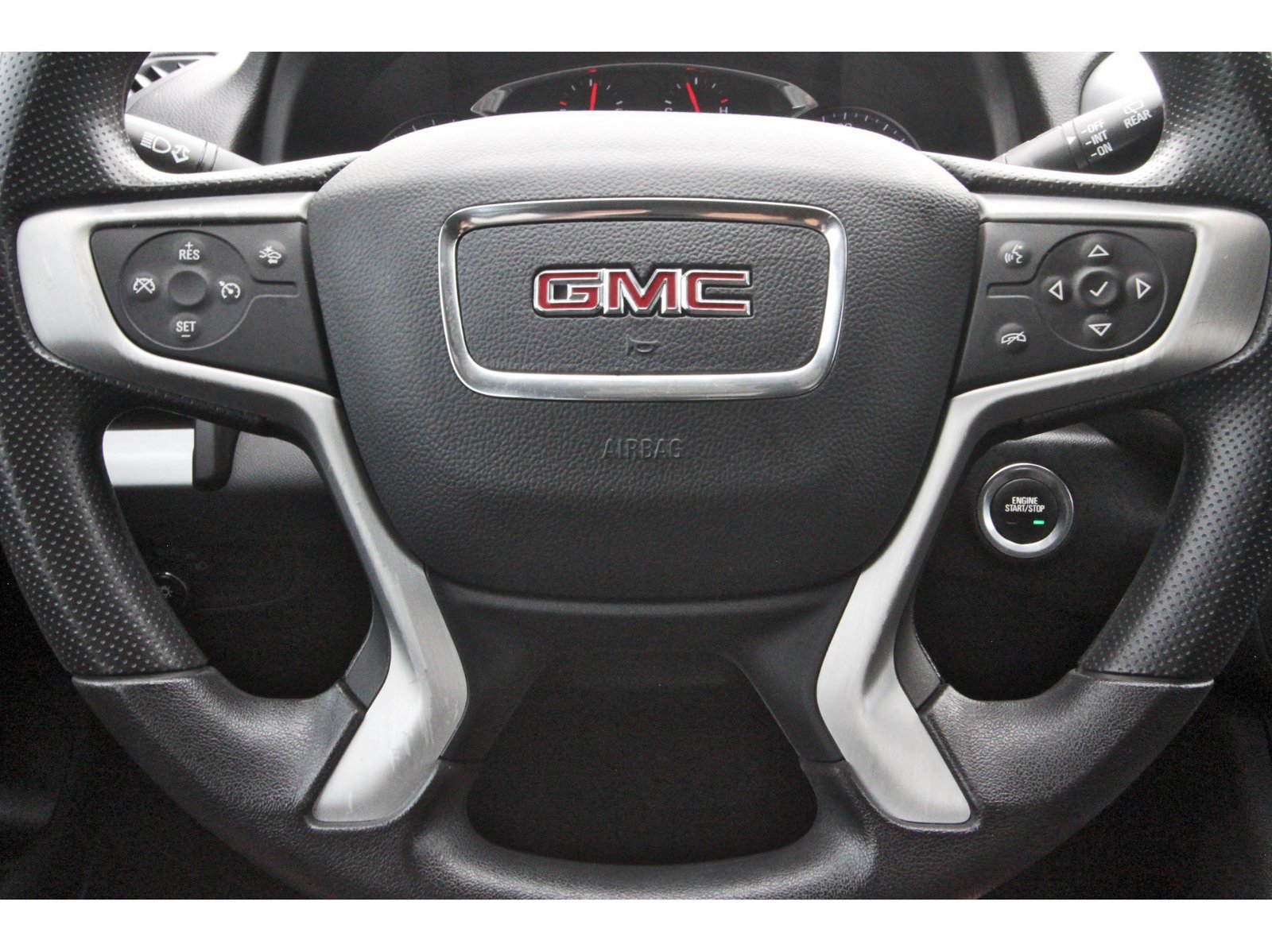 Used 2023 GMC Terrain SLE w/ Driver Convenience Package AWD/4WD image 18