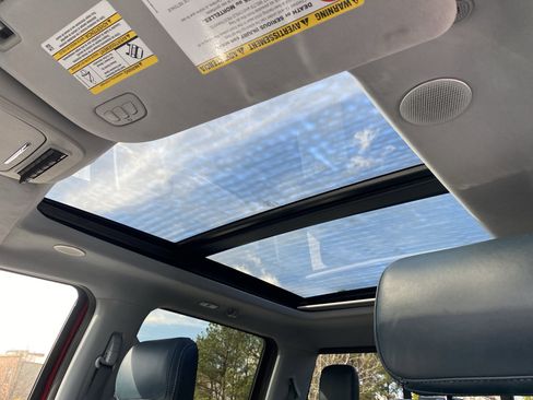 Used 2024 Ford F450 Limited w/ FX4 Off-Road Package image 9