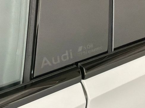 New 2026 Audi SQ8 Premium Plus AWD/4WD image 26