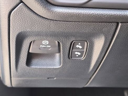 Used 2024 RAM 1500 Laramie AWD/4WD image 23