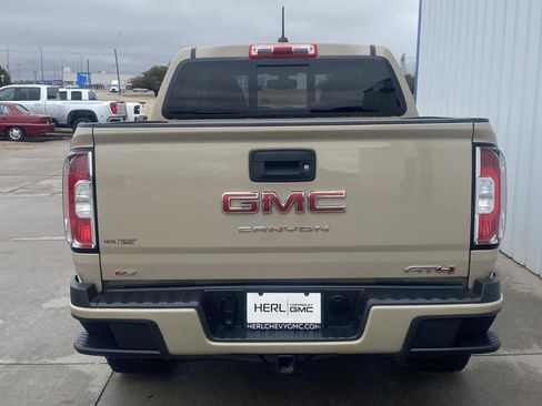 Used 2022 GMC Canyon AT4 w/ Trailering Package AWD/4WD image 6