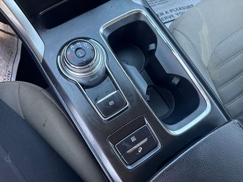 Used 2018 Ford Fusion S image 30