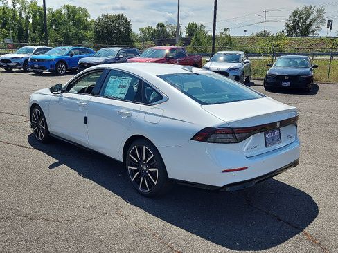 New 2025 Honda Accord Touring image 3