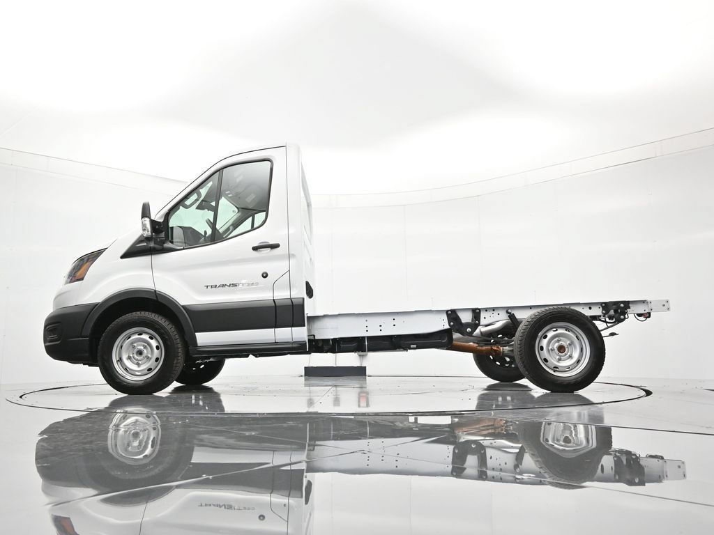 New 2025 Ford Transit 250 w/ Upfitter Package RWD image 38