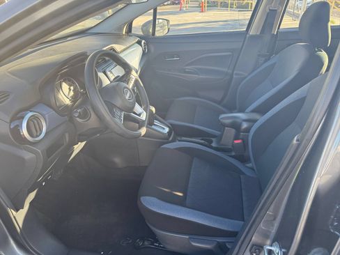Used 2025 Nissan Versa SV FWD image 24