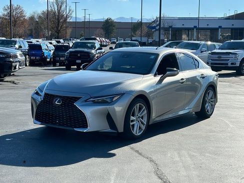 Used 2021 Lexus IS 300 AWD w/ Comfort Package image 8
