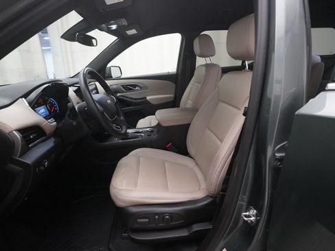 Used 2023 Chevrolet Traverse LT w/ LPO, Floor Liner Package AWD/4WD image 7