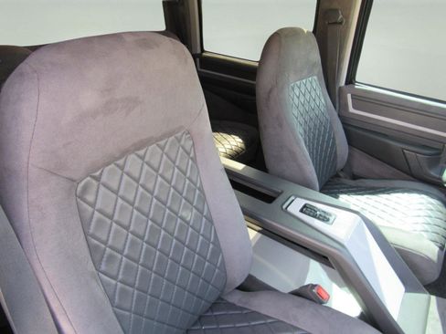 Used 1993 Chevrolet Silverado 3500 Custom Dually image 51