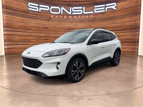 Certified 2022 Ford Escape SEL w/ SEL Stealth AWD Package image 9