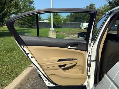 Used 2012 Honda Accord SE image 14